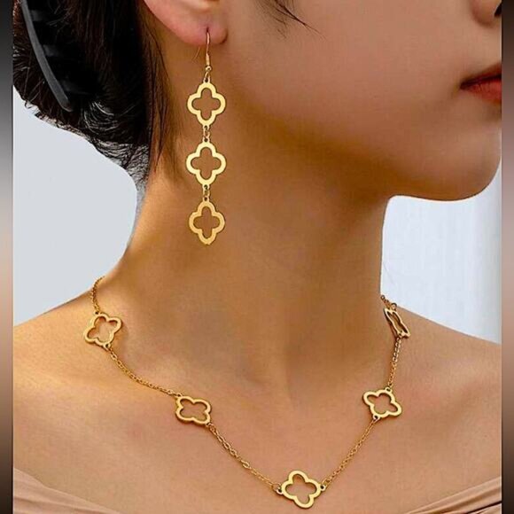 Gold Four Leaf Clover Necklace Earrings Set Luxury Dangle Two Piece Set - Picture 1 of 6